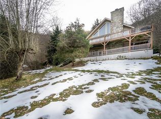 440 Spirit Mountain Rd, Waynesville, NC 28786