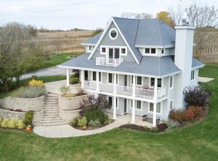 N52W26986 Jessica Dr, Pewaukee, WI 53072