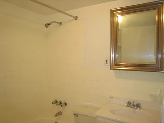 Rented by Metropolitan Equities | media 8