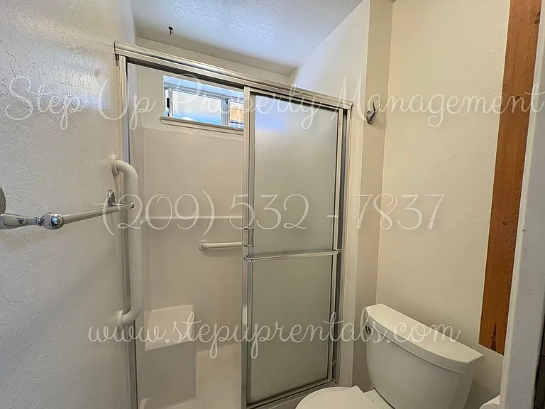 19046 Digger Pine St — Photo 18