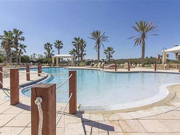 Lakeside Pool