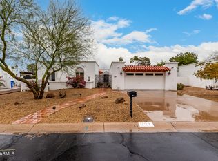 120 E Calavar Rd, Phoenix, AZ 85022