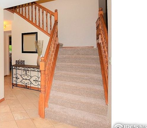 Updated tile entry, new carpet