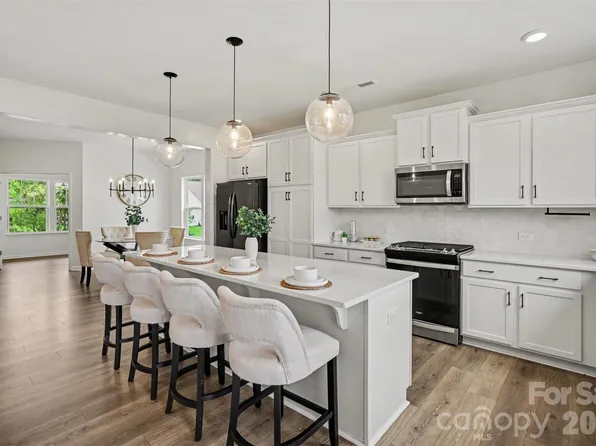 44024 Donald Ross Ct, Lancaster, SC 29720