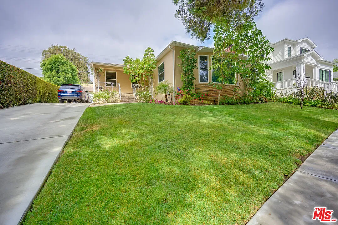 4 bed, 3.0 bath, 2241 sqft, $8,500 — Photo 3