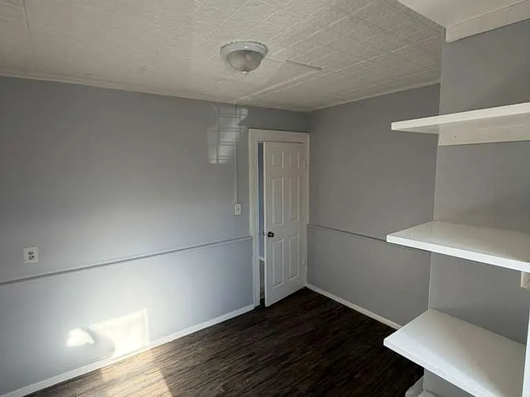 97 Jersey St #10 — photo 2 of 8