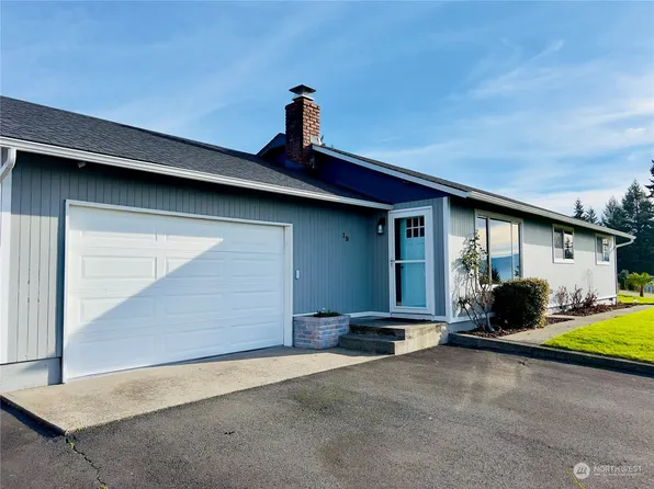 19 Hillcrest Drive, Cathlamet, WA 98612