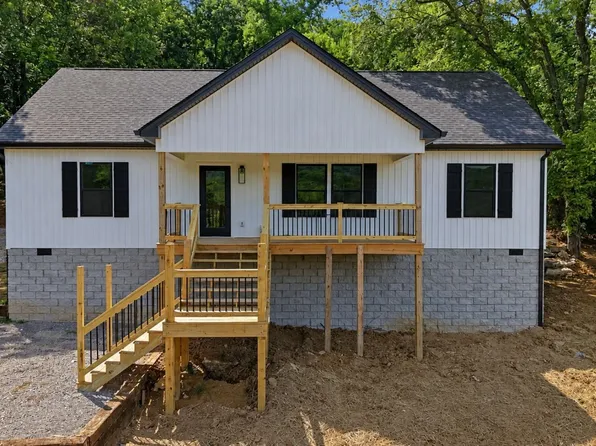 1190 Patton Hollow Rd, Watertown, TN 37184