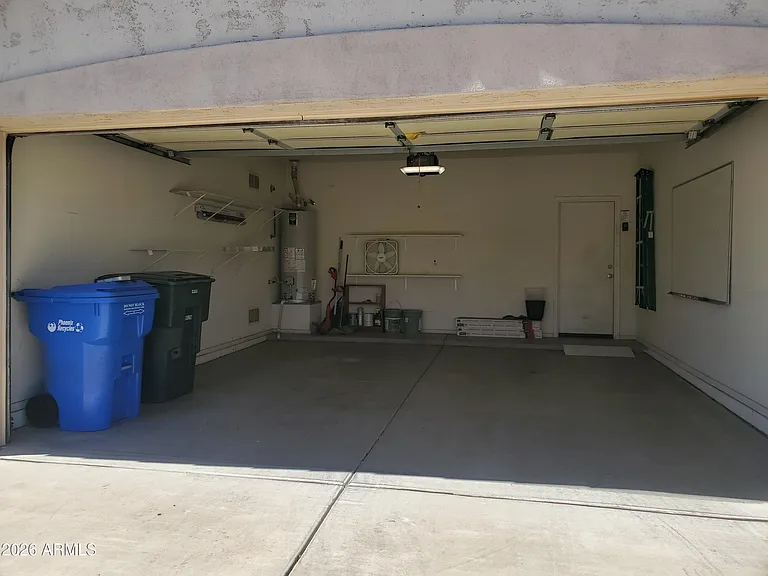 2430 E Darrel Rd — Photo 54
