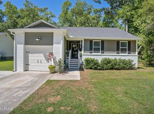 29 Arbor Ln, Saint Helena Island, SC 29920