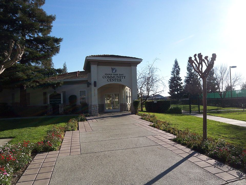 1st image of 10782 Pleasant Valley Cir
