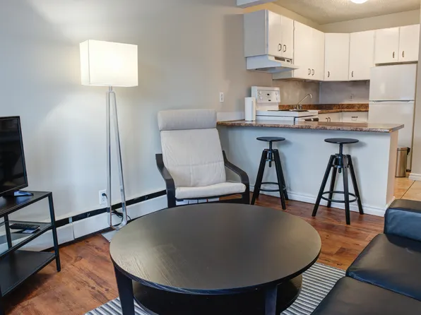 9908 Gordon Ave, Wood Buffalo, AB T9H 2E2