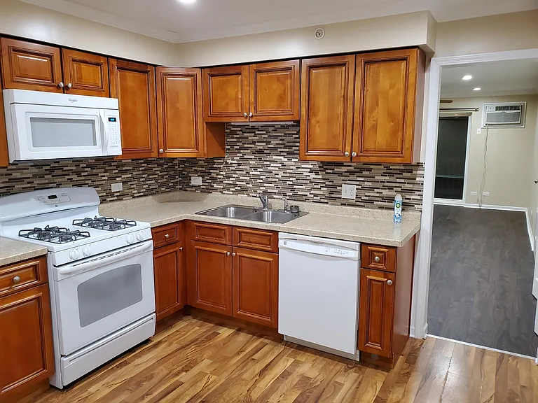 7723 Woodward Ave #2N — Photo 5