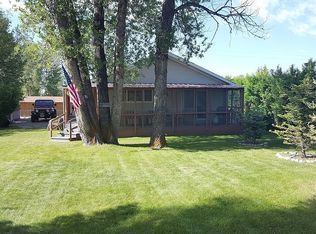 84 Lake Rd, Pinedale, WY 82941