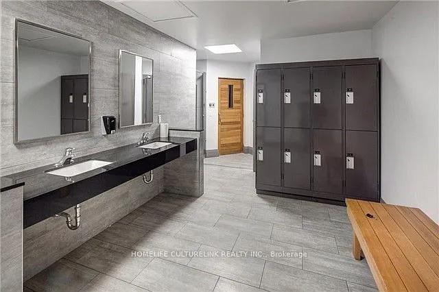 7 Bishop Ave E #1909 — Photo 14