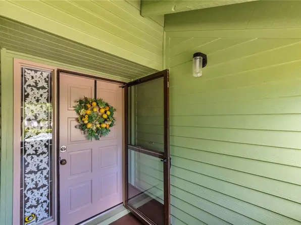 4114 Pinelake Ln APT 202, Tampa, FL 33618