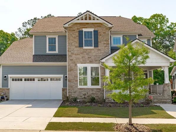 125 Crested Coral Dr, Holly Springs, NC 27540