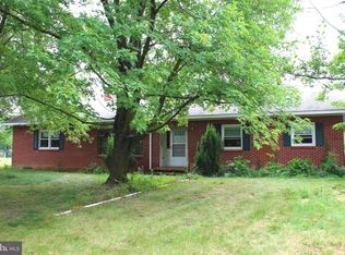 11874 Fort Loudon Rd, Mercersburg, PA 17236