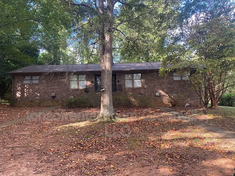 100 Pinebrook Rd #A — Photo 1