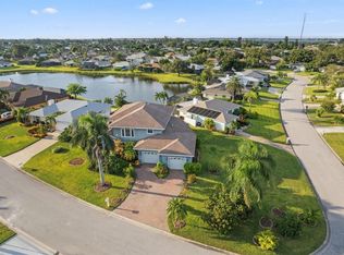 8607 51st Ave W, Bradenton, FL 34210