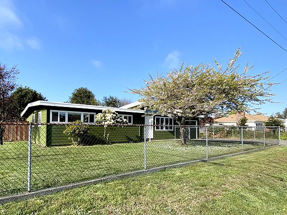 5th image of 792 McNamara Ave