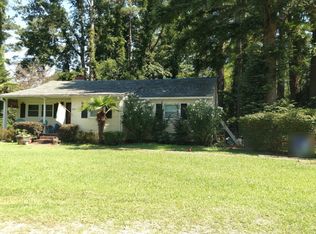 210 Pine Rd, New Bern, NC 28560