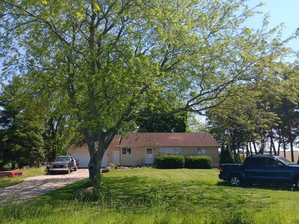 8506 Lytle Rd, Corunna, MI 48817