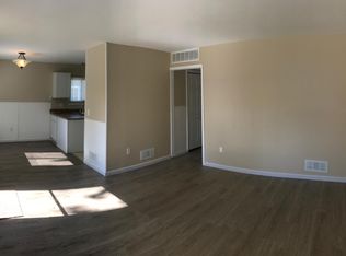 23757 Reynolds Ave, Hazel Park, MI