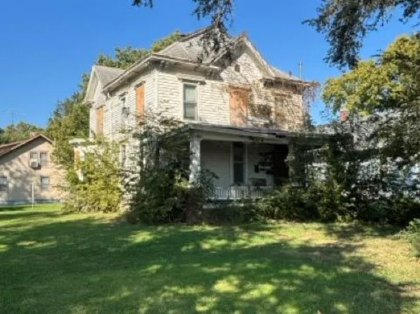 109 S Spruce St, Abilene, KS 67410
