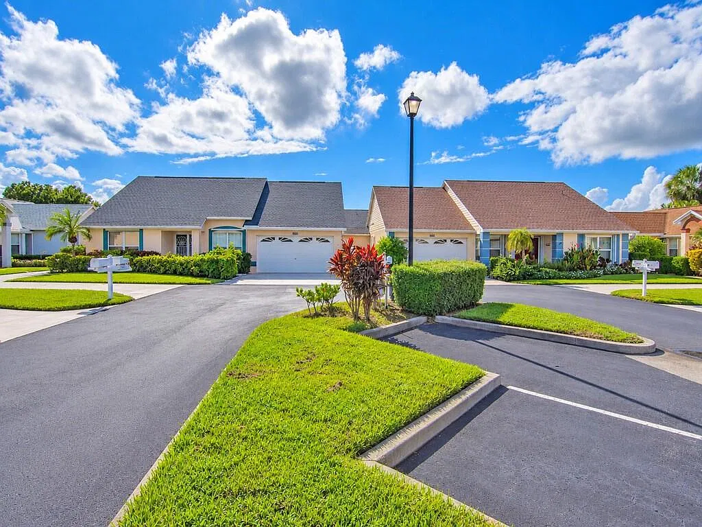 2 bed, 2.0 bath, 1710 sqft, $2,000 — Photo 3