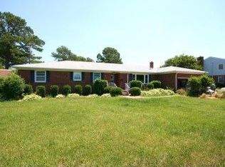 2437 Heutte Dr, Norfolk, VA 23518