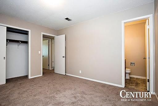 5th image of 4801 Claire Ave