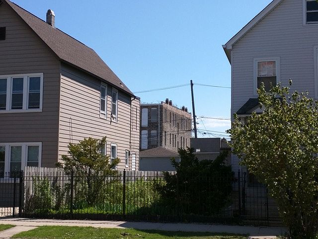 1st image of 1627 N Campbell Ave
