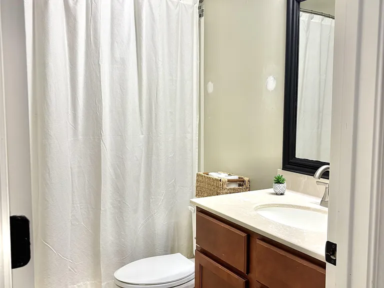 6399 William Hill Dr — Photo 30