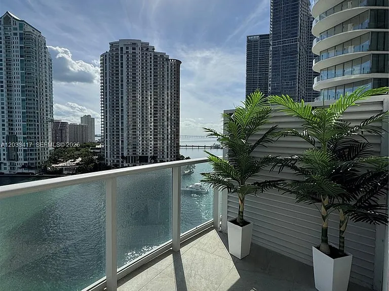 300 S Biscayne Blvd #L-1218 — Photo 20