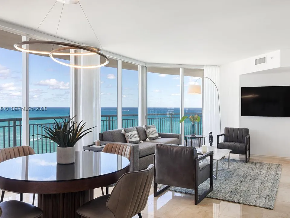 17375 Collins Ave #2008