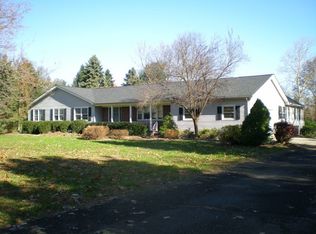12 Sheridan Rd, Lebanon, NJ 08833