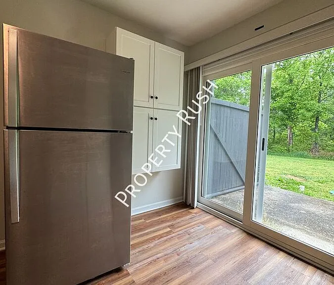 8740 Millard Lee Ln #8740 — Photo 8