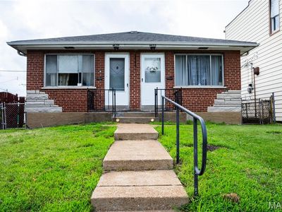 4633 Morganford Rd, Saint Louis, MO, 63116