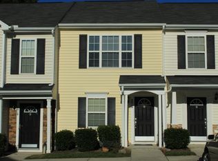 2016 Grassy Banks Dr, Raleigh, NC 27610