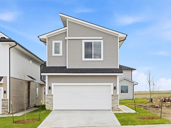 1442 NW 3rd Ln, Grimes, IA 50111