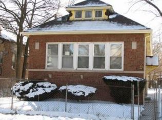 2049 W 68th St, Chicago, IL 60636