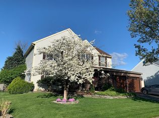 3320 S Ruch St, Whitehall, PA 18052