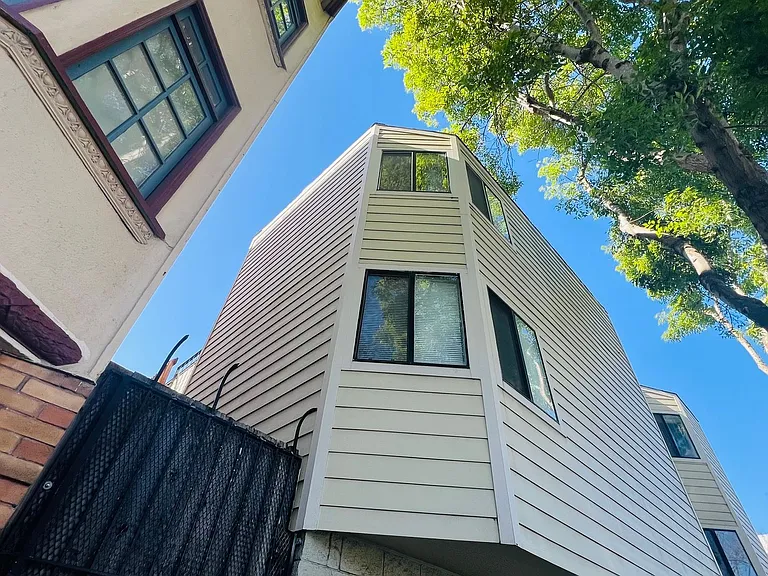 1415 Eddy St — Photo 30