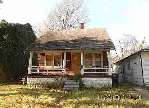 15901 Chapel