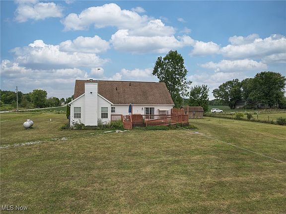 4th image of 727 Township Road 101