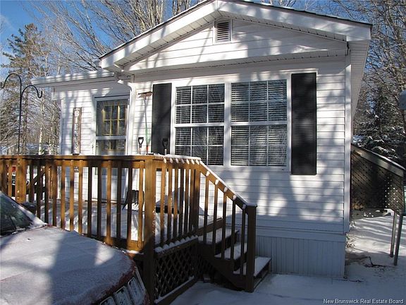 3rd image of 12 Pinetree St
