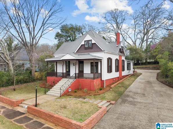 109 Margaret St, Talladega, AL 35160