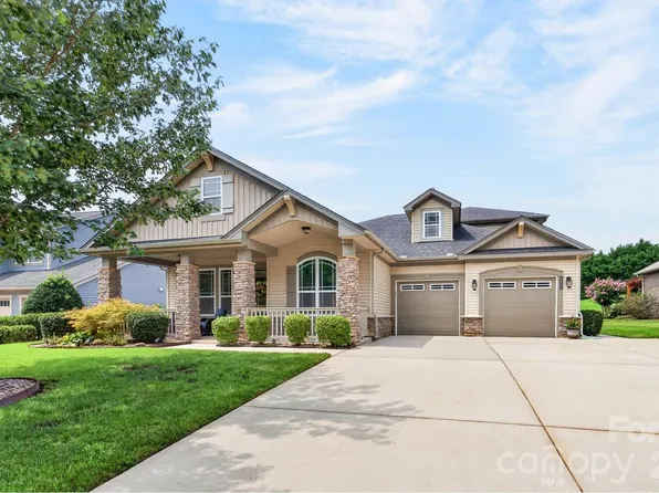 2044 Middleton Farm Dr, Belmont, NC 28012