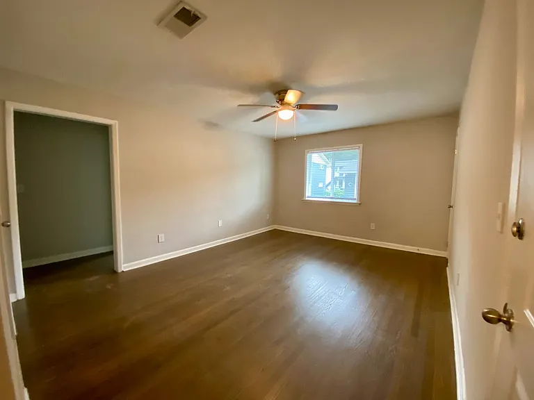 Oak Pointe Apartments — Photo 11
